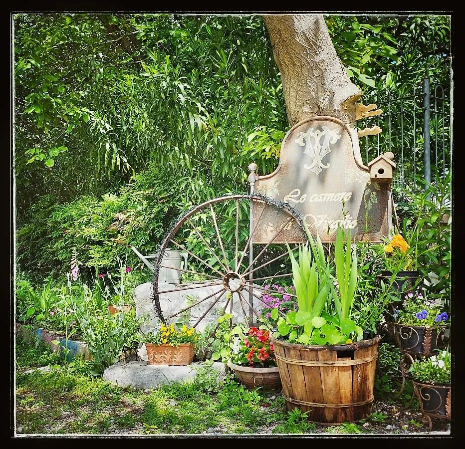 Bed & Breakfast Le Camere Di Virgilio Monzambano