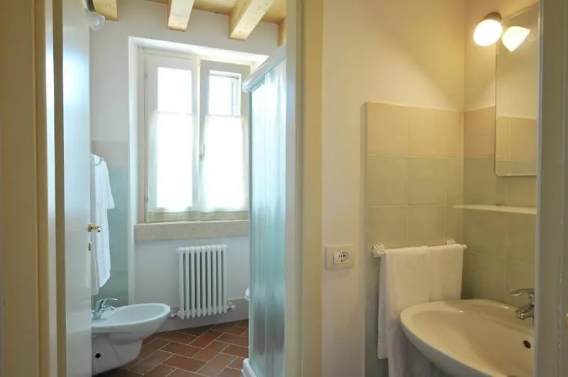 Bed & Breakfast Le Camere Di Virgilio Monzambano